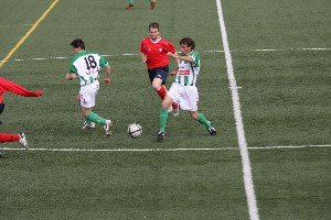 Imagen de un partido del Atlético Leones en el último tramo de la Liga (Foto: R. M. Peña)